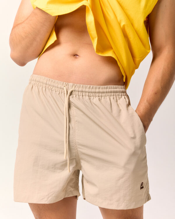 CREAM LP essential nylon shorts