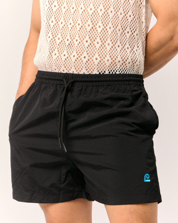 BLACK LP essential nylon shorts